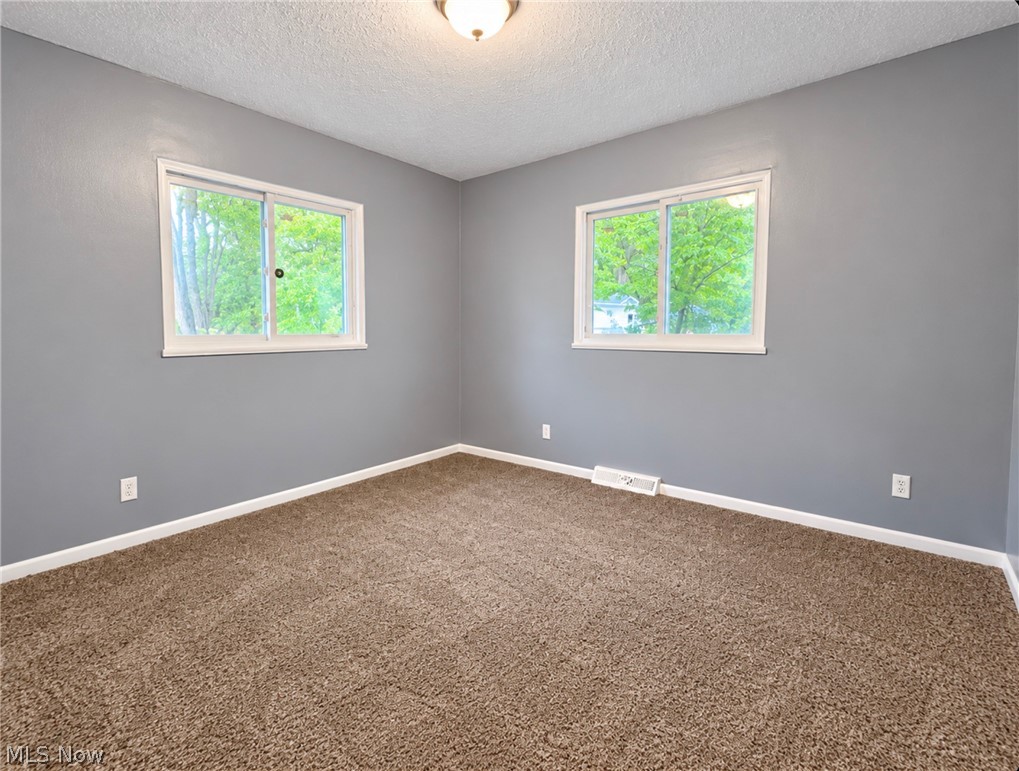 4399 E 143rd Street Cleveland OH 44128