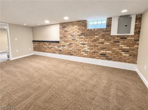 4399 E 143rd Street Cleveland OH 44128