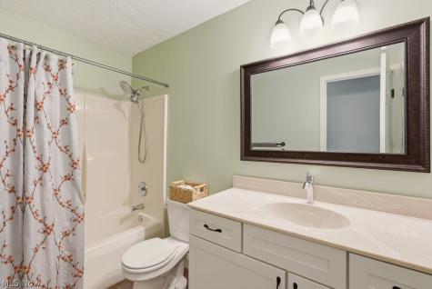 17357 Andras Drive Walton Hills OH 44146