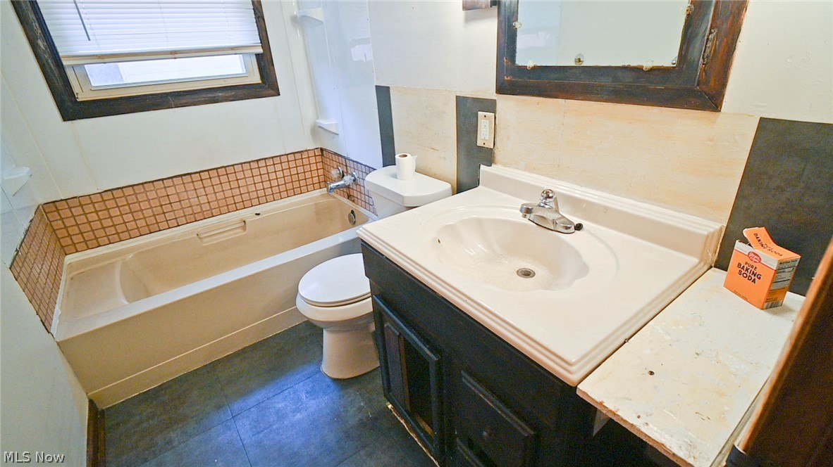 11 Brookline Avenue Youngstown OH 44505