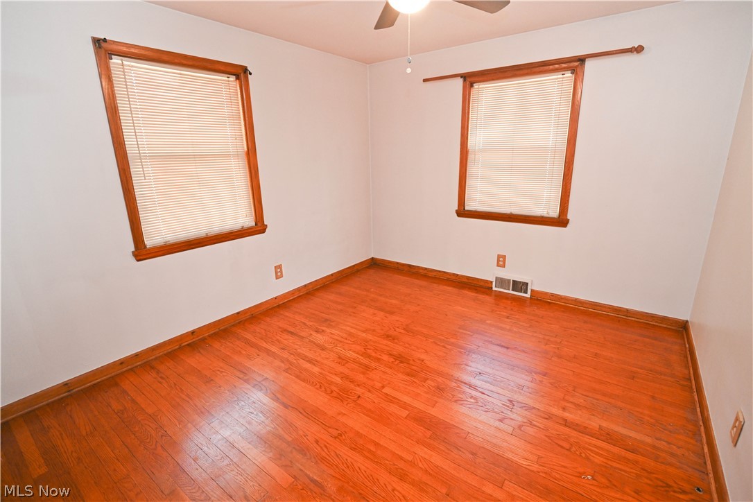 11 Brookline Avenue Youngstown OH 44505
