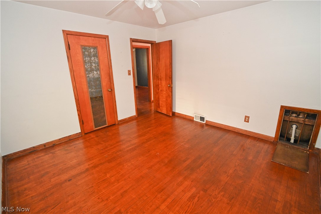 11 Brookline Avenue Youngstown OH 44505