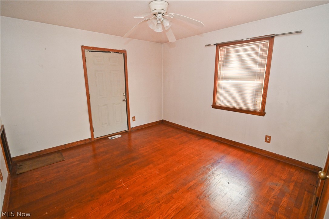 11 Brookline Avenue Youngstown OH 44505