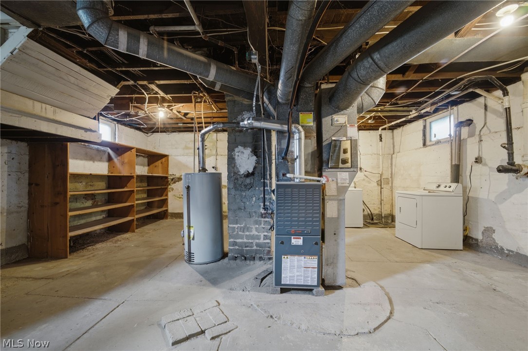 284 W Main Road Conneaut OH 44030
