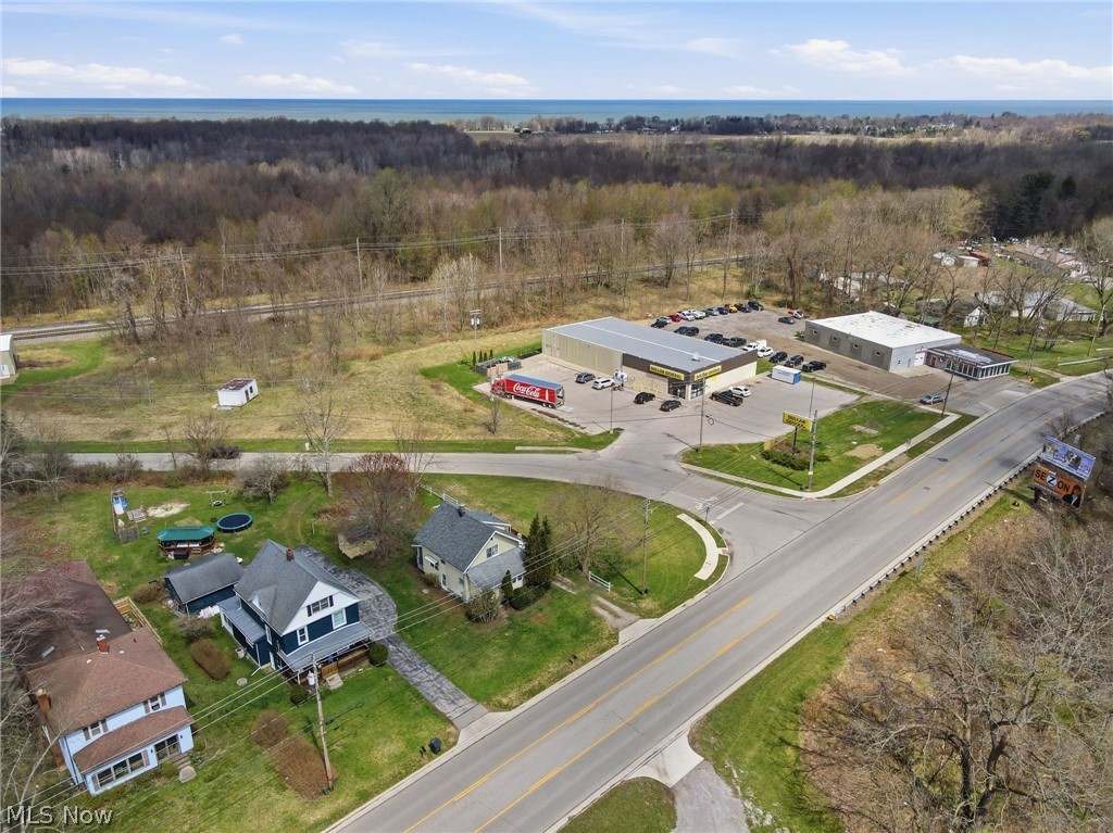 284 W Main Road Conneaut OH 44030