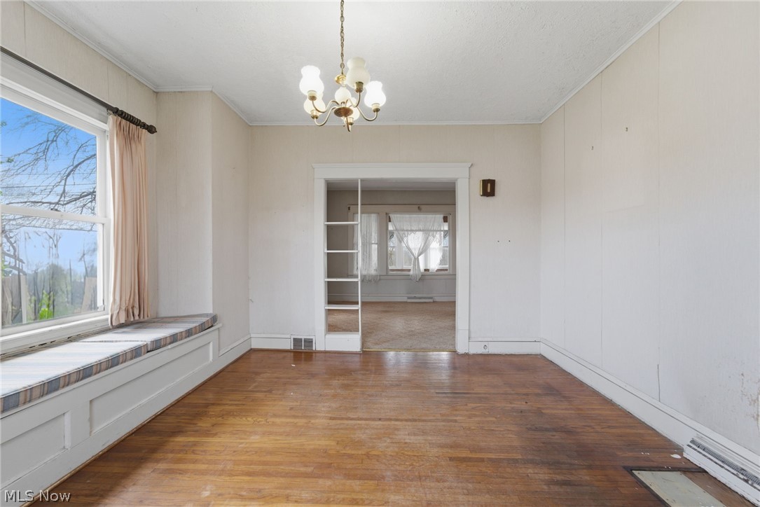 284 W Main Road Conneaut OH 44030
