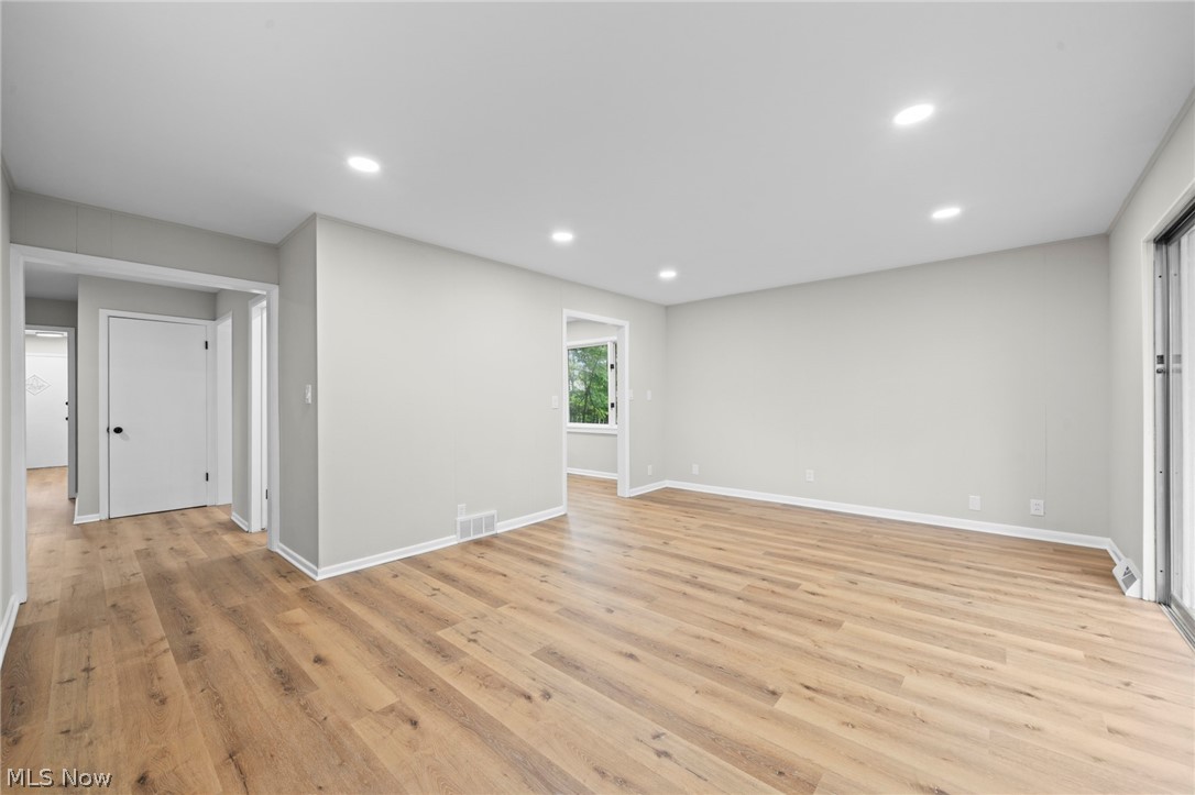 2375 Glendon Road University Heights OH 44118