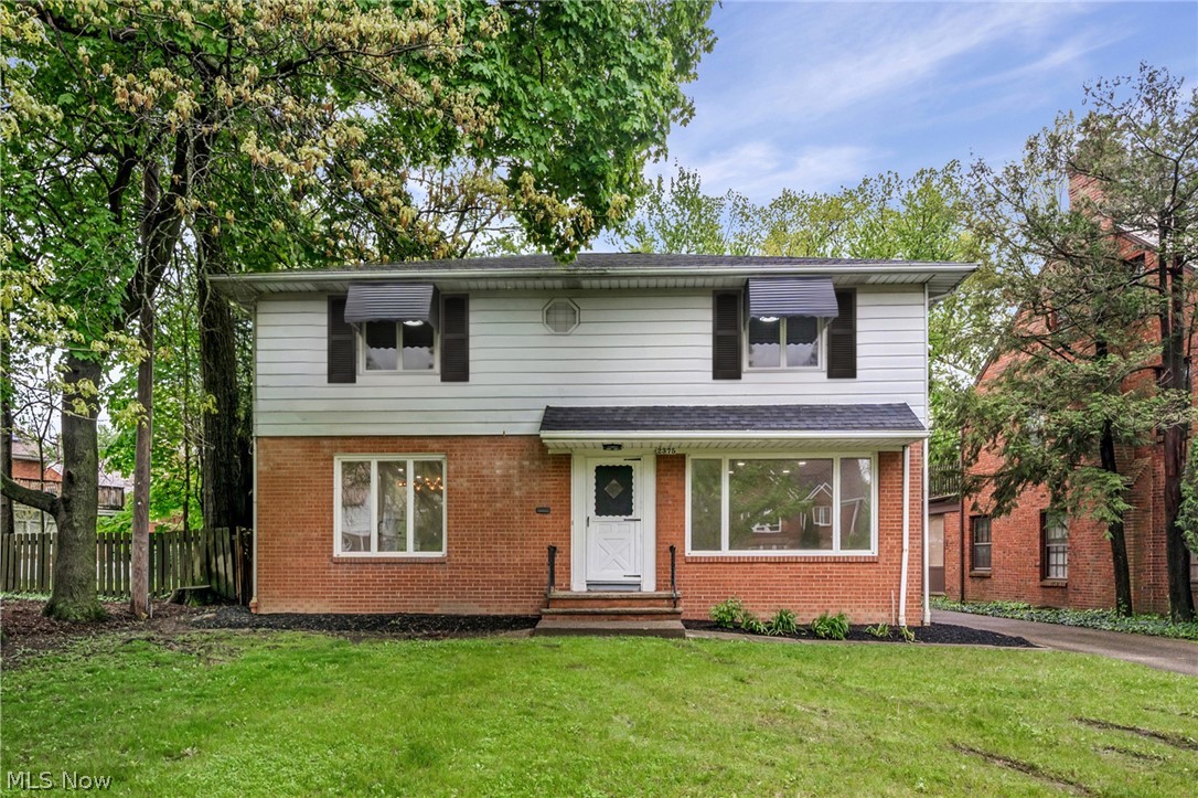 2375 Glendon Road University Heights OH 44118