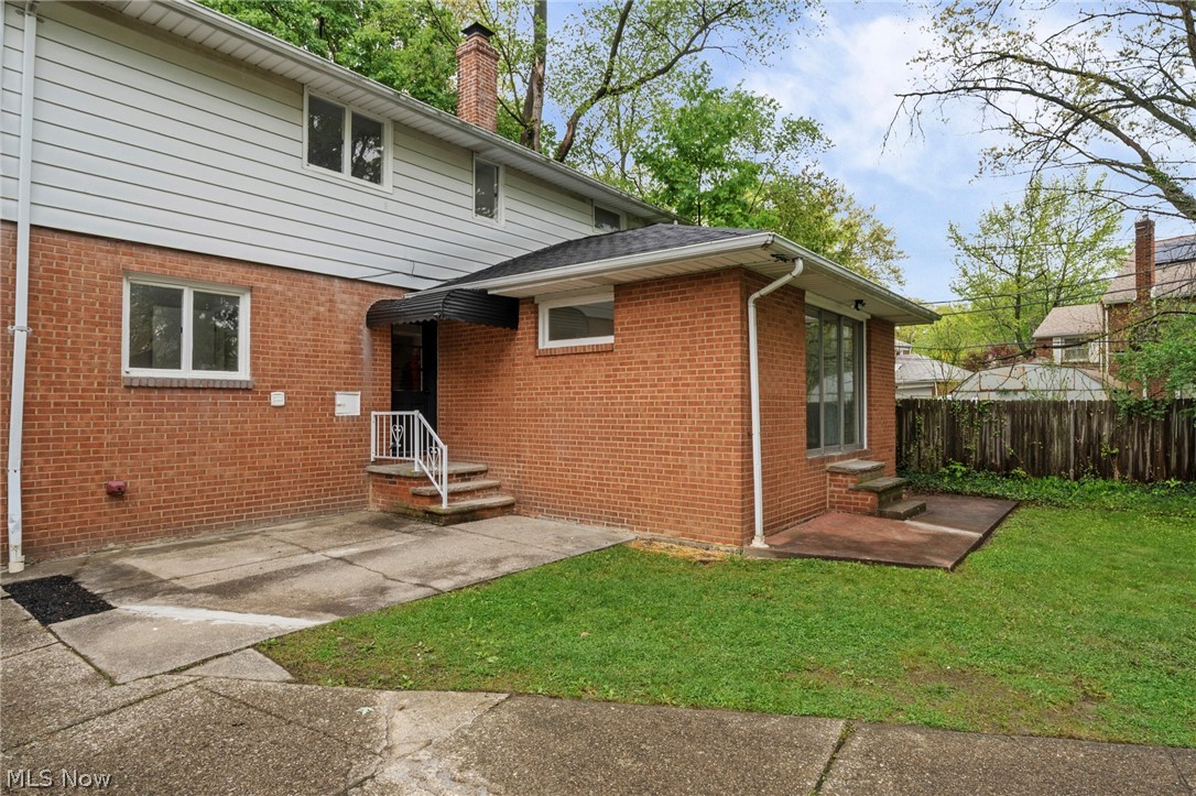2375 Glendon Road University Heights OH 44118