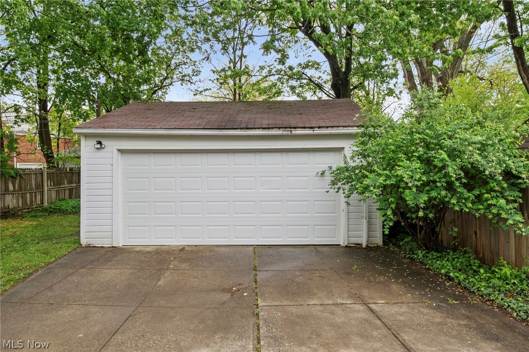 2375 Glendon Road University Heights OH 44118