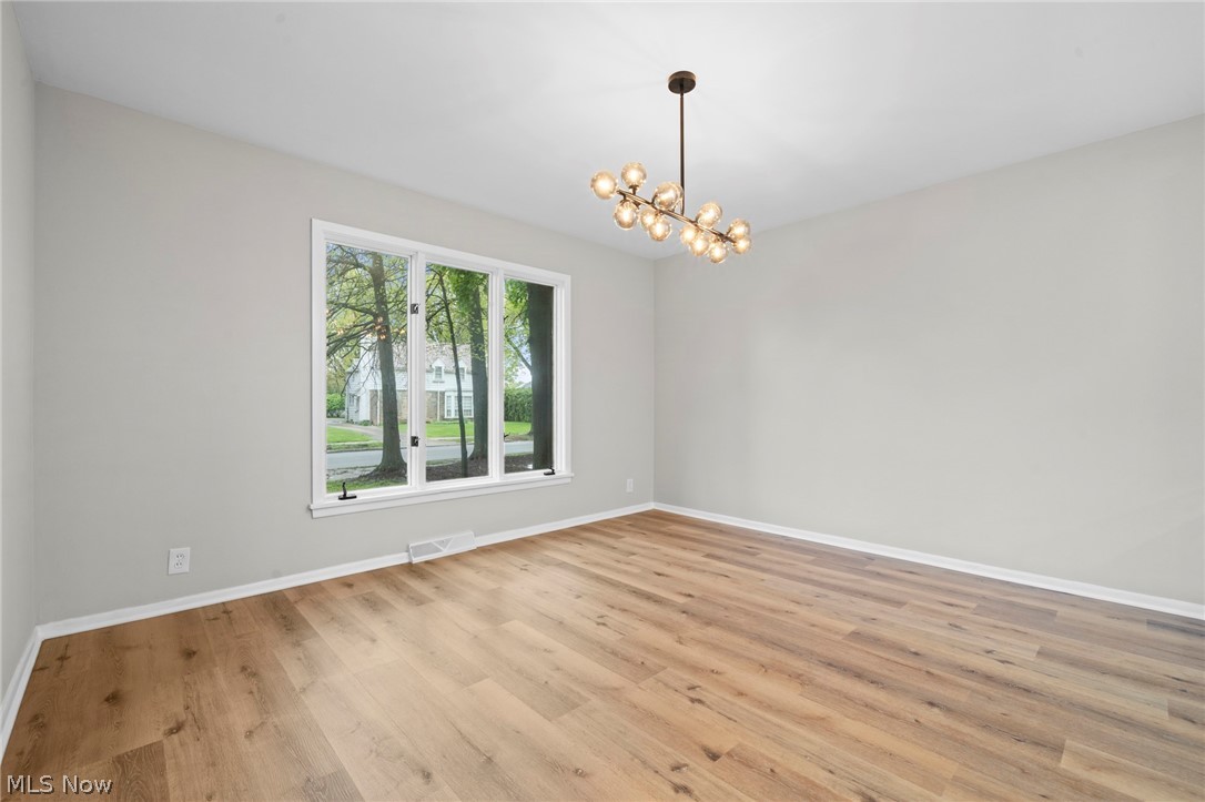 2375 Glendon Road University Heights OH 44118