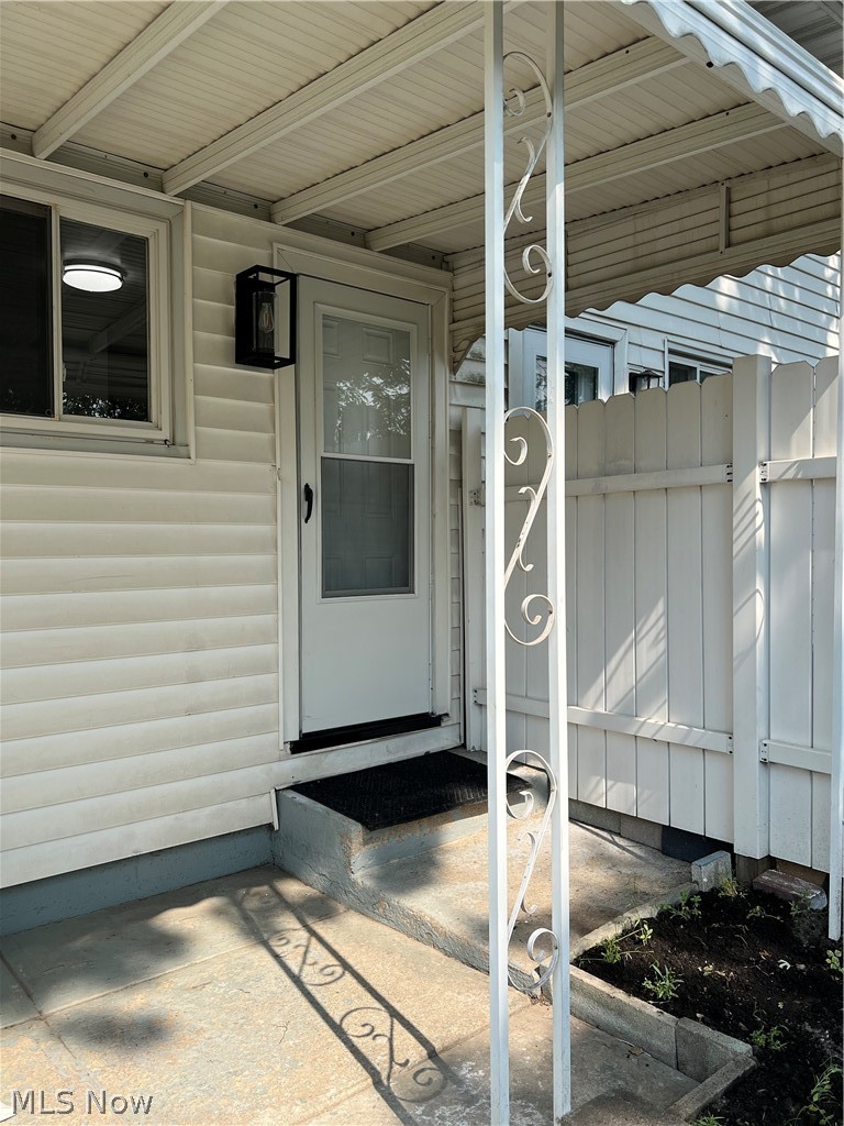 4315 W 152nd Street Cleveland OH 44135