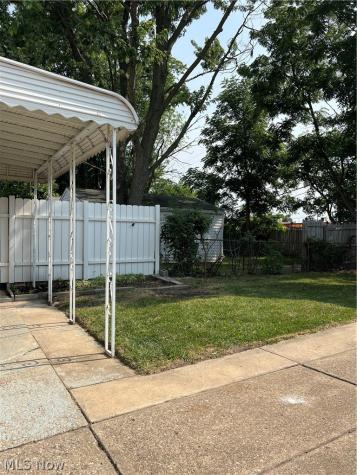 4315 W 152nd Street Cleveland OH 44135