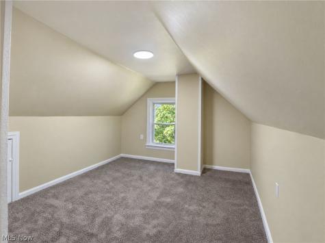 444 Emery Avenue Youngstown OH 44507