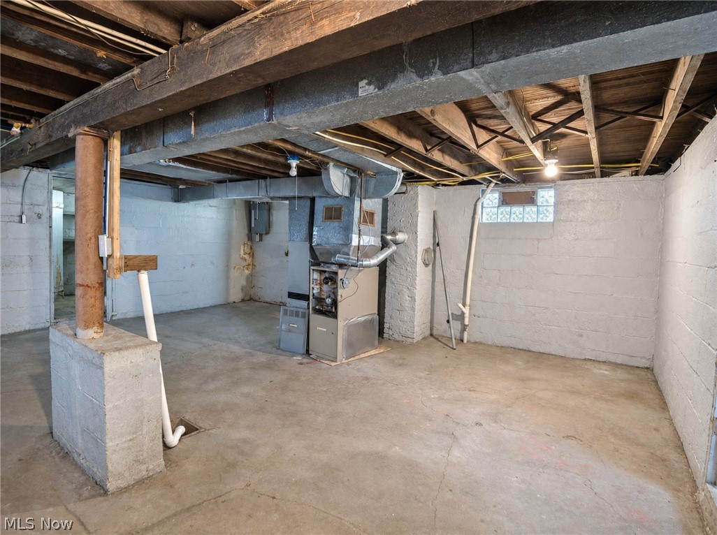 444 Emery Avenue Youngstown OH 44507