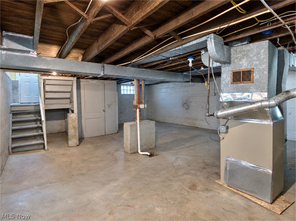 444 Emery Avenue Youngstown OH 44507