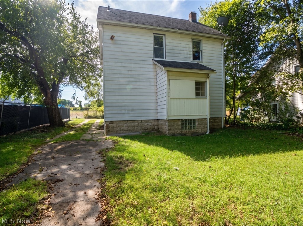 444 Emery Avenue Youngstown OH 44507
