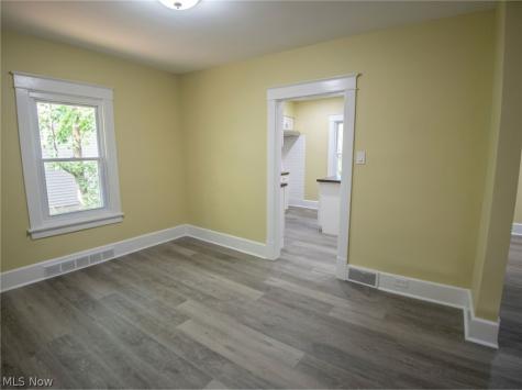 444 Emery Avenue Youngstown OH 44507