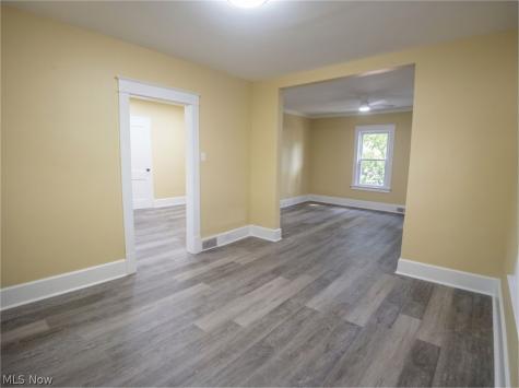 444 Emery Avenue Youngstown OH 44507