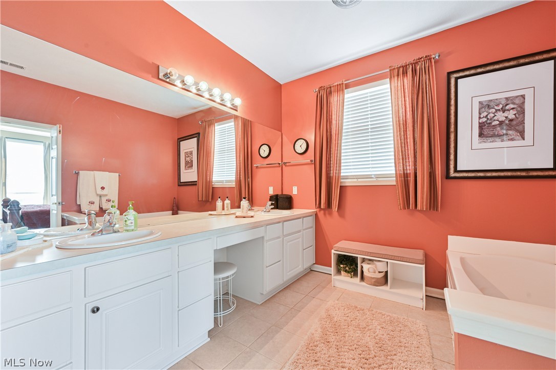 9355 Asbury Lane North Ridgeville OH 44039