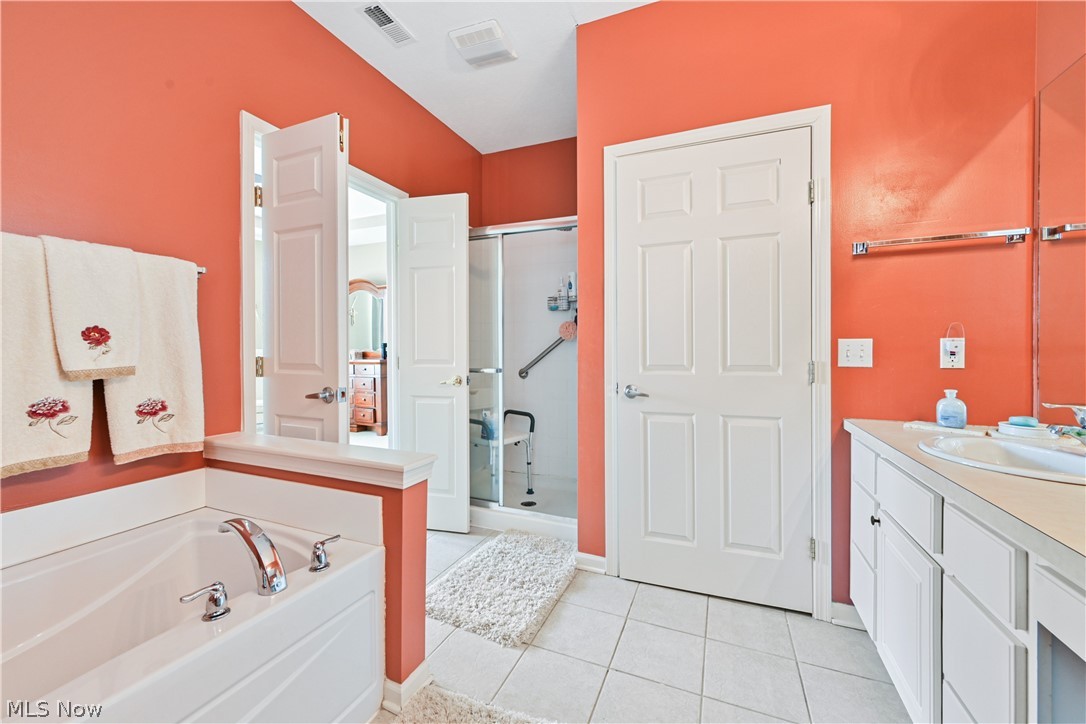 9355 Asbury Lane North Ridgeville OH 44039