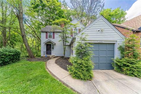 2038 Staunton Road Cleveland Heights OH 44118