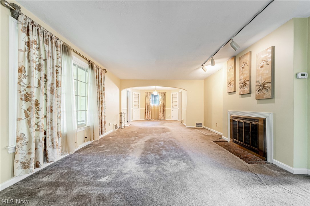 2038 Staunton Road Cleveland Heights OH 44118