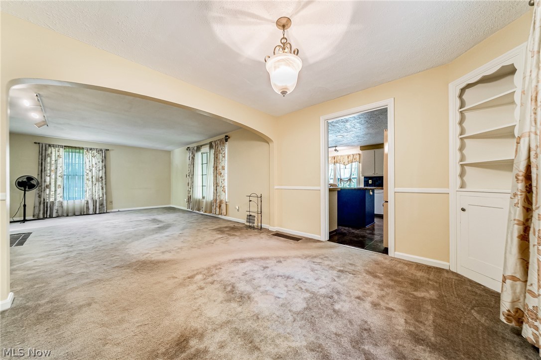 2038 Staunton Road Cleveland Heights OH 44118