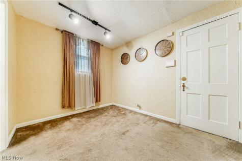 2038 Staunton Road Cleveland Heights OH 44118