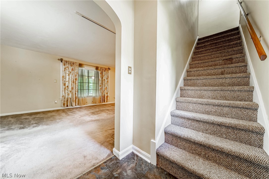 2038 Staunton Road Cleveland Heights OH 44118