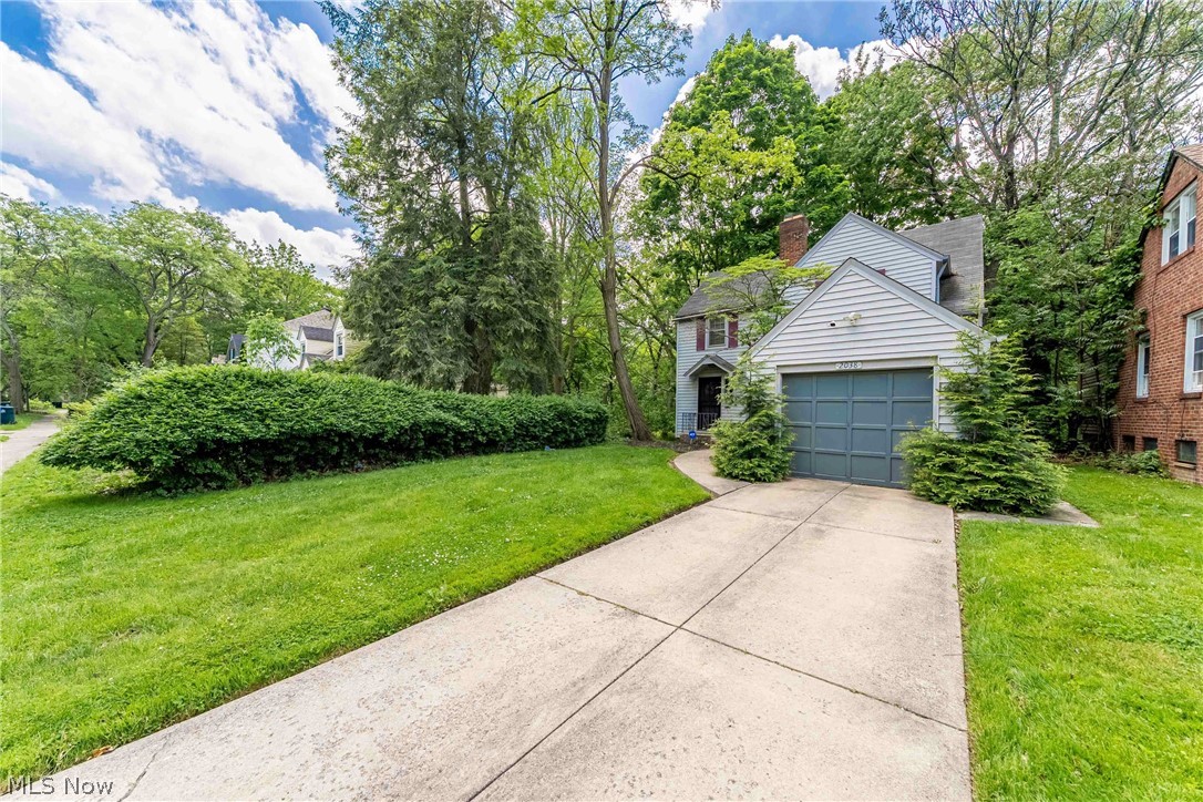 2038 Staunton Road Cleveland Heights OH 44118