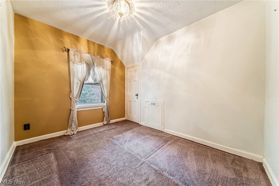 2038 Staunton Road Cleveland Heights OH 44118