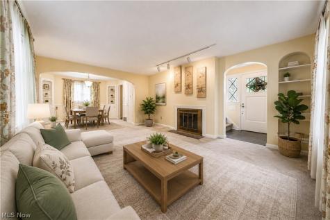 2038 Staunton Road Cleveland Heights OH 44118