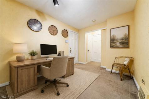 2038 Staunton Road Cleveland Heights OH 44118