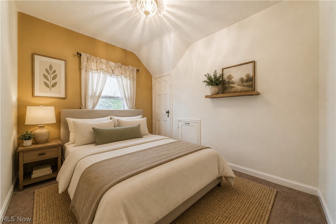 2038 Staunton Road Cleveland Heights OH 44118