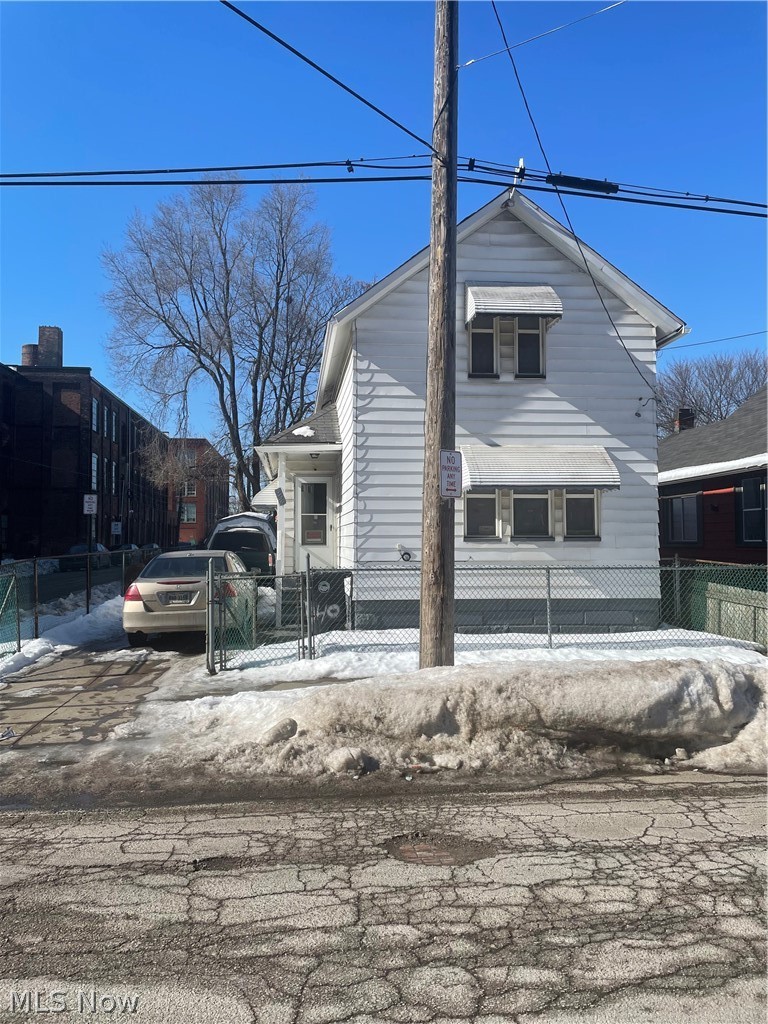 3140 W 33rd Street Cleveland OH 44109