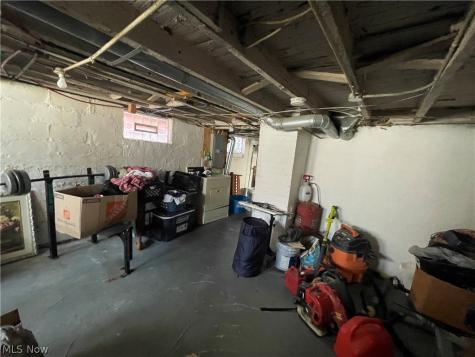 3140 W 33rd Street Cleveland OH 44109
