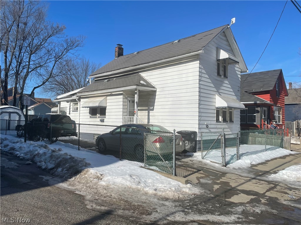 3140 W 33rd Street Cleveland OH 44109