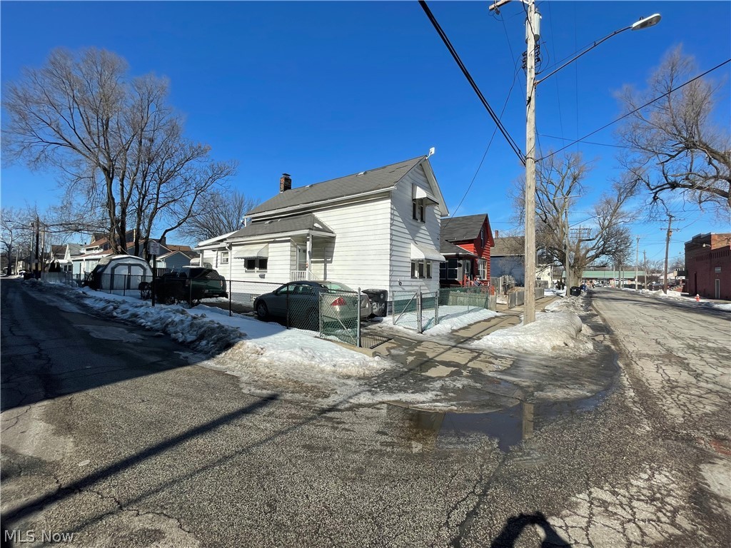 3140 W 33rd Street Cleveland OH 44109