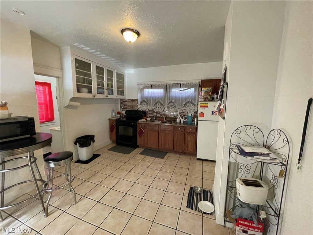 3140 W 33rd Street Cleveland OH 44109