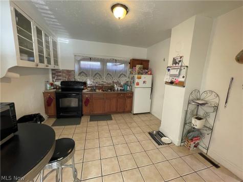 3140 W 33rd Street Cleveland OH 44109