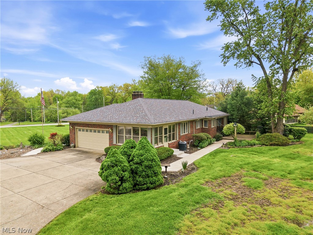 4122 Devon Drive SE Warren OH 44484