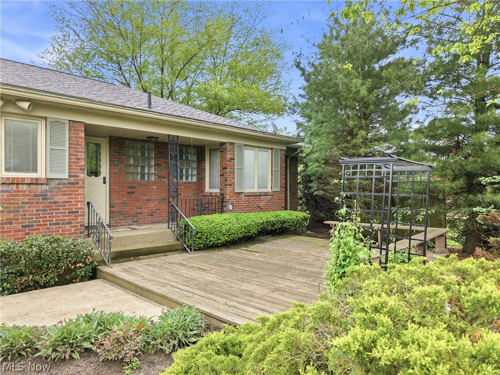 4122 Devon Drive SE Warren OH 44484