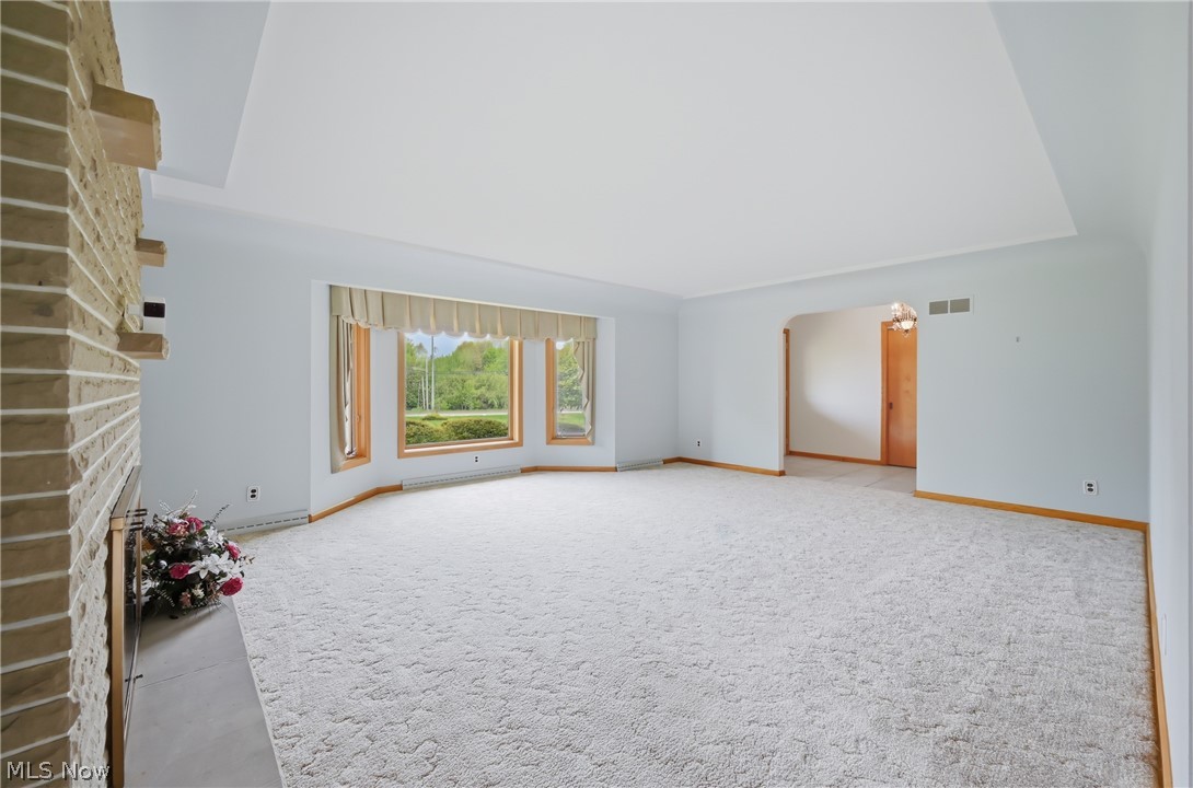 4122 Devon Drive SE Warren OH 44484