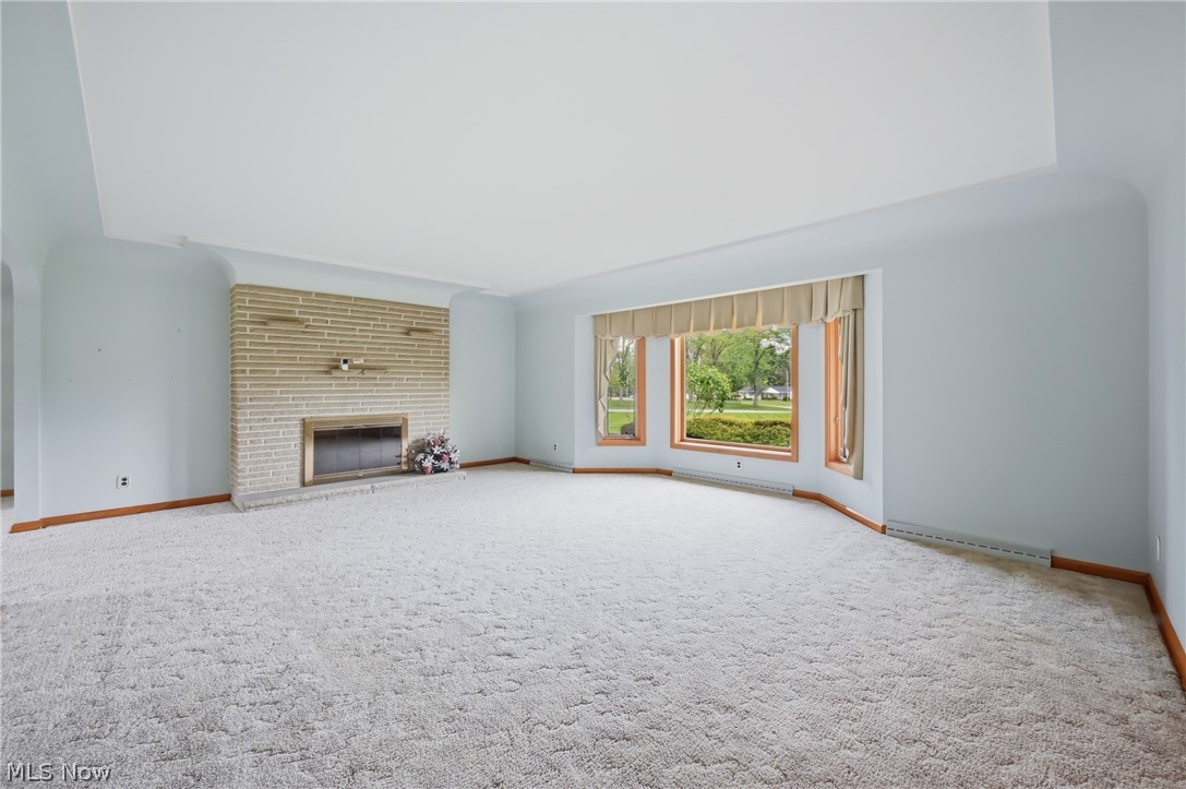 4122 Devon Drive SE Warren OH 44484