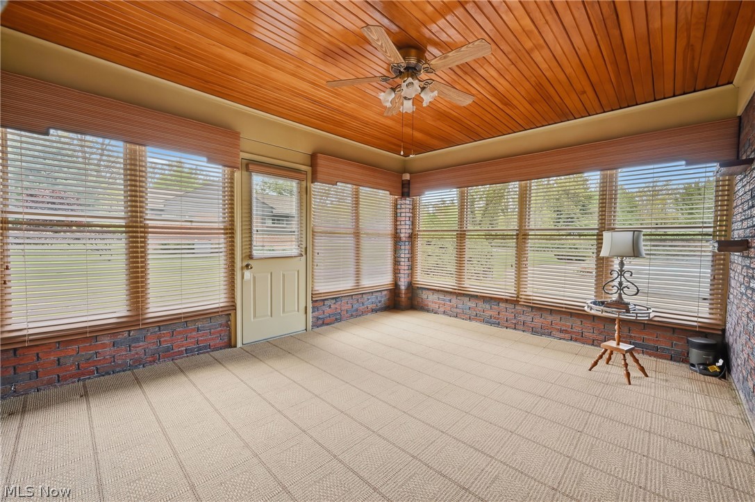4122 Devon Drive SE Warren OH 44484
