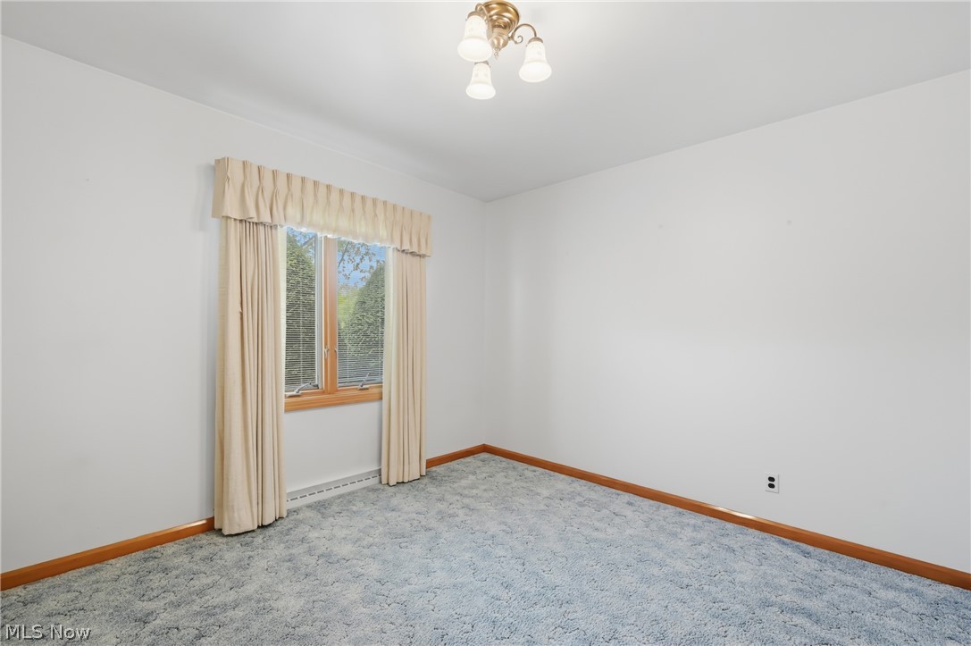 4122 Devon Drive SE Warren OH 44484