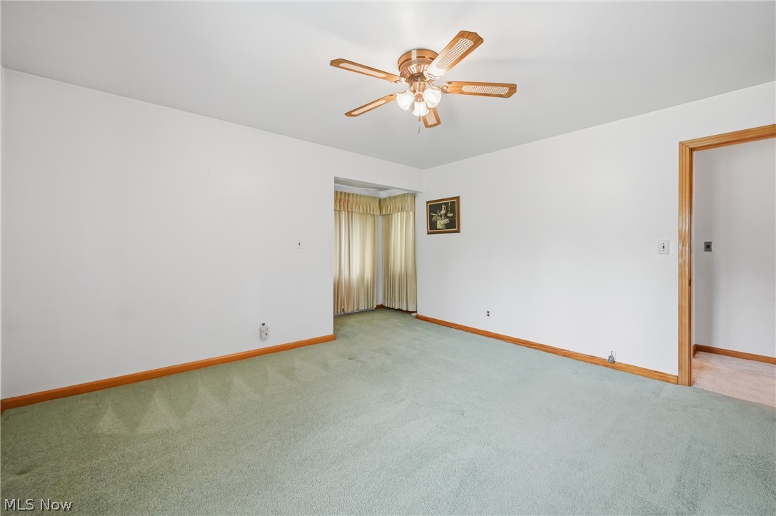 4122 Devon Drive SE Warren OH 44484