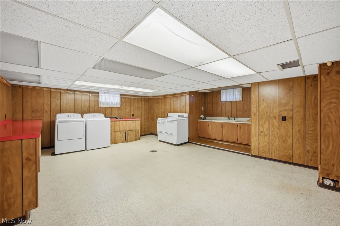 4122 Devon Drive SE Warren OH 44484