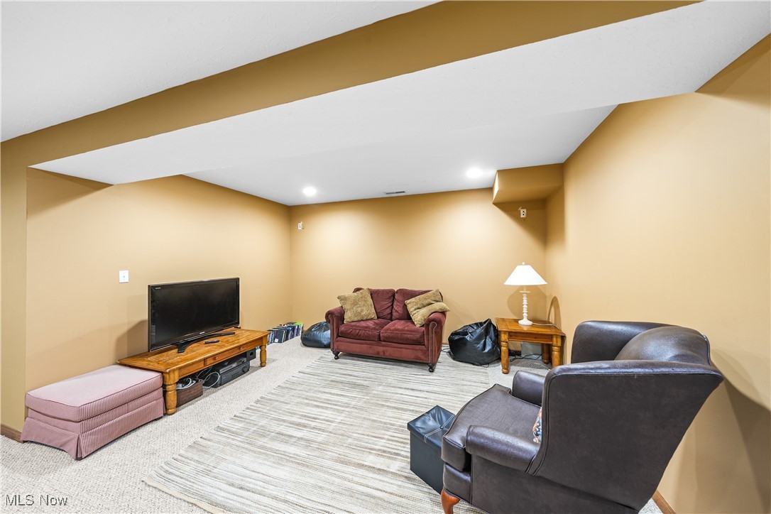 350 Aspen Court Aurora OH 44202